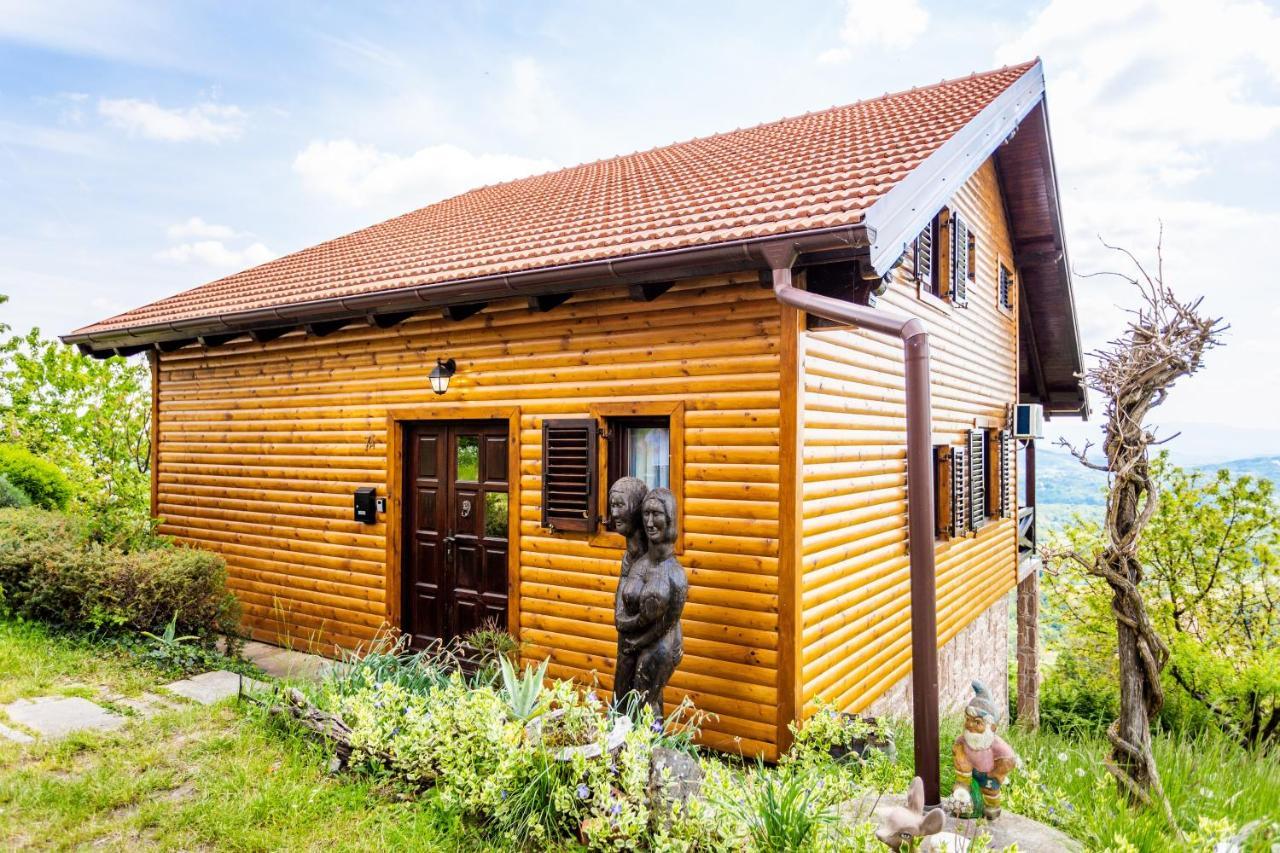 Kuca Za Odmor Zeleni Breg Villa คาปรินา ภายนอก รูปภาพ